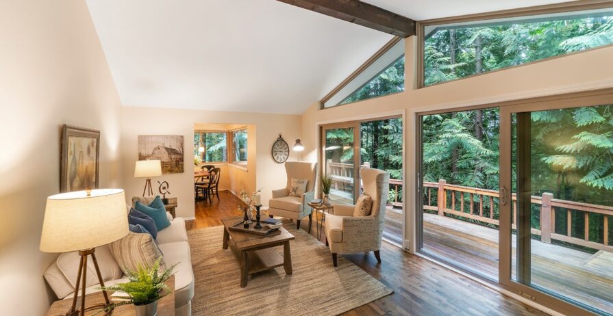 Villa Meublée avec Vue sur le Fleuve – Quartier Terminus